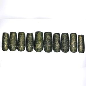 Hand crafted custom 10pc short acrylic press on nails sz small